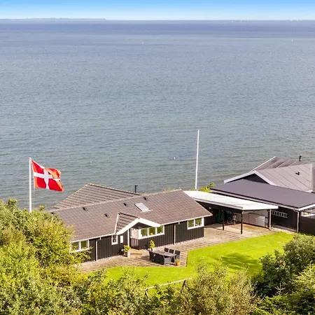 Naewe - 10m To The Fjord By Interhome * Roslev